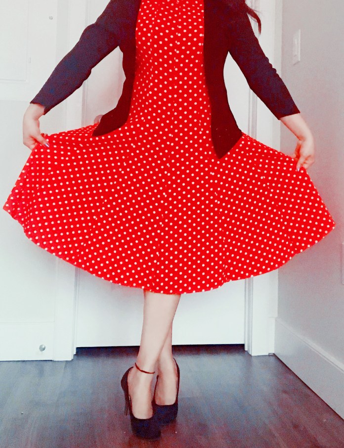 FLOWY DRESS AND BODY TYPE