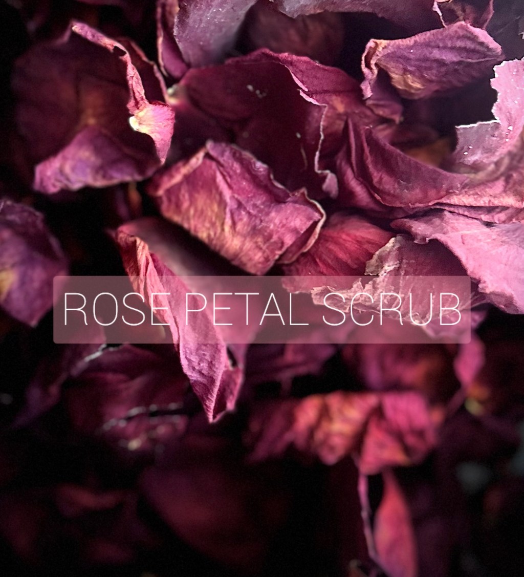 BEST FACE SCRUB: ROSE PETALS&nbsp;SCRUB