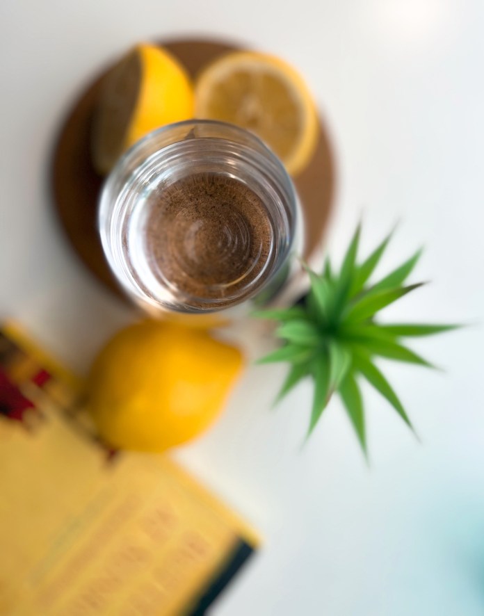 The Refreshing Benefits of Drinking Lemon Water
